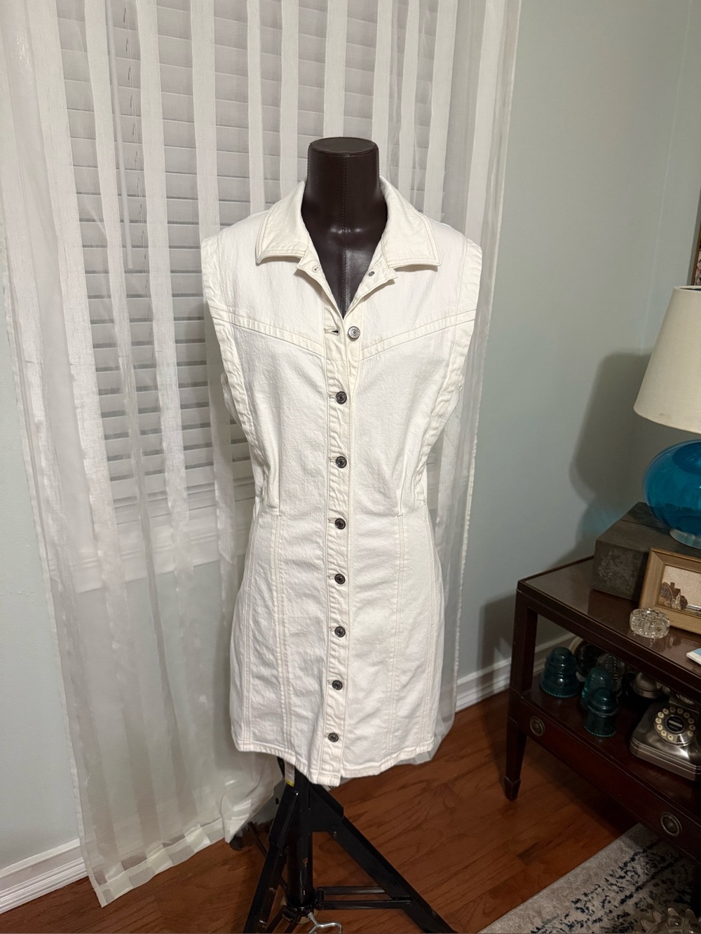 Abercrombie & Fitch White Sleeveless Button-Front Denim Mini Dress